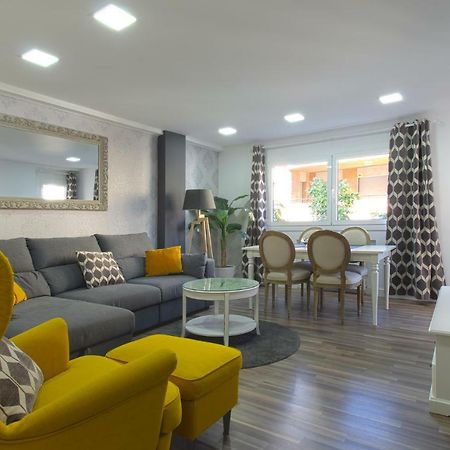 Apartment Ronda Sant Antoni Girona Ngoại thất bức ảnh