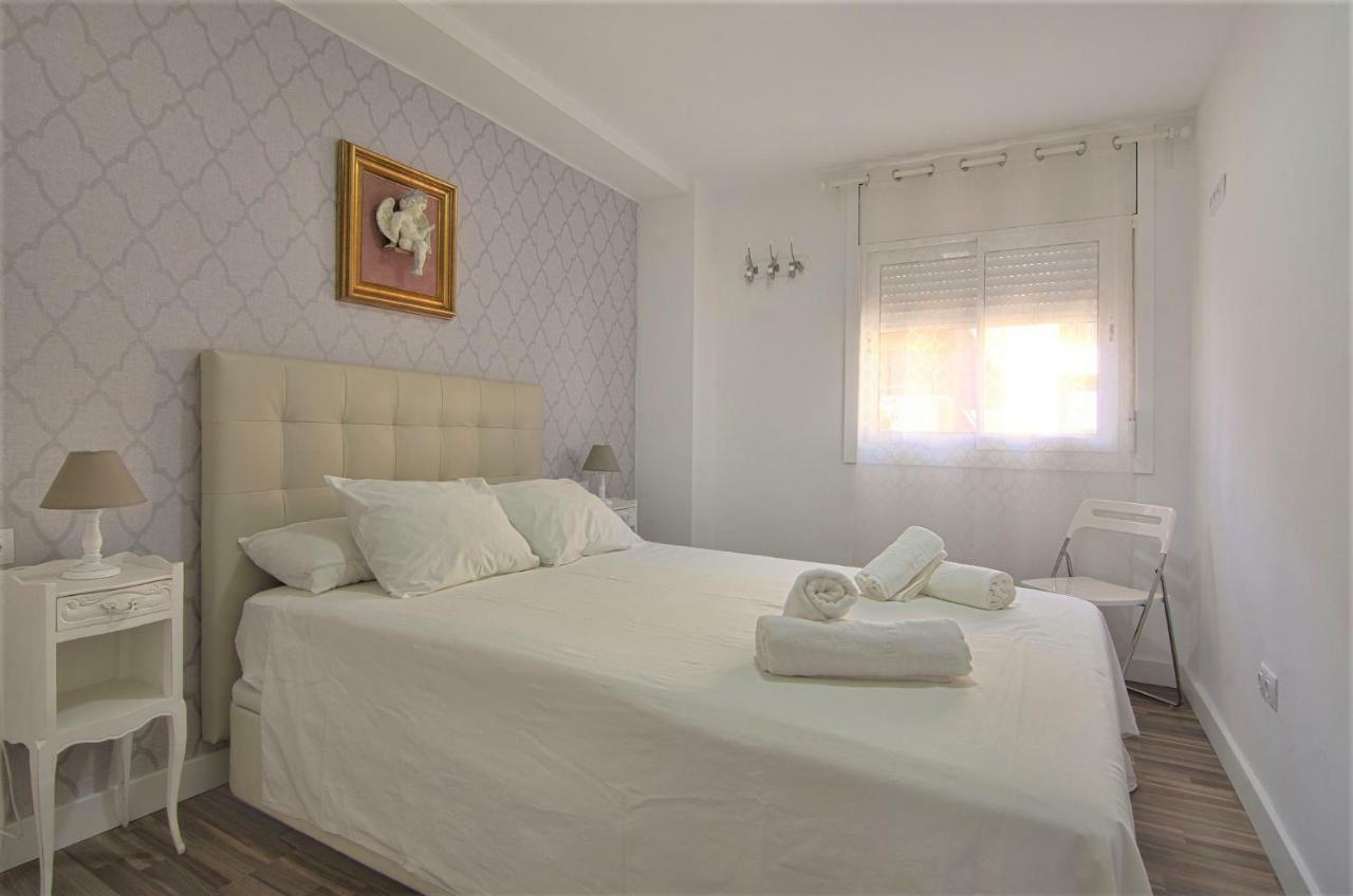 Apartment Ronda Sant Antoni Girona Ngoại thất bức ảnh